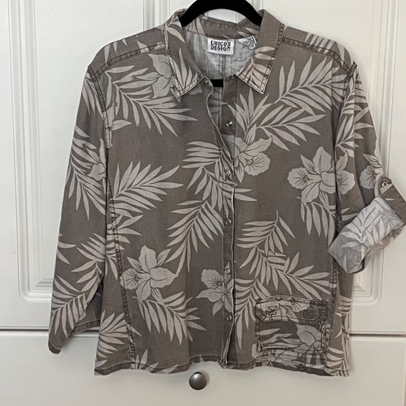 Tropical Linen Blouse - Picture 1 of 4